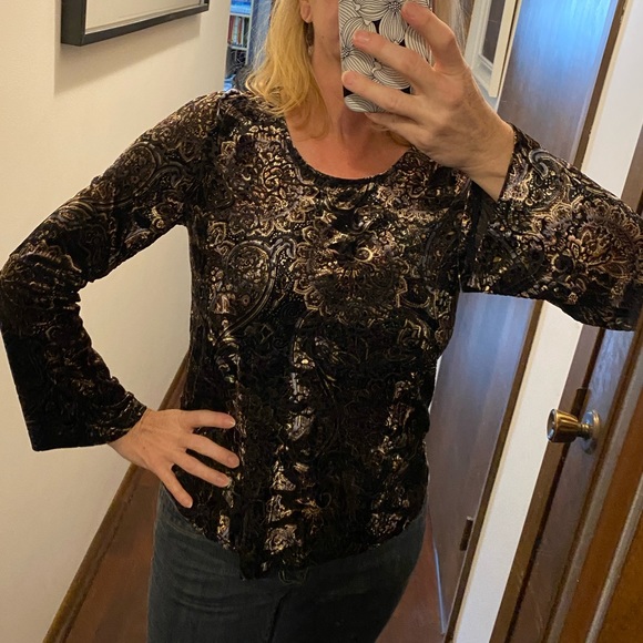 Tribal Tops - TRIBAL velvet long sleeved shirt top. Beautiful pattern, bell sleeves. US size M